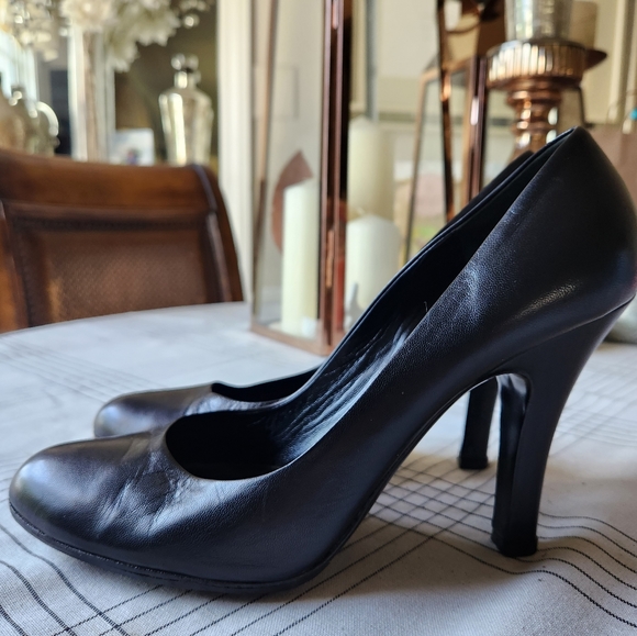 Prada Round Toe Heels - Picture 10 of 13
